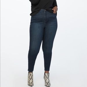 Eloquii dark blue skinny jeans size 18